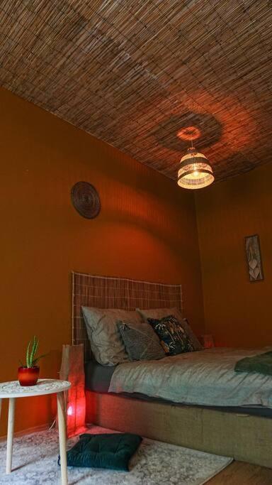 Sahara Studio With Shared Bathroom In City Centre Bratislava Ngoại thất bức ảnh