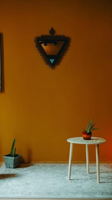 Sahara Studio With Shared Bathroom In City Centre Bratislava Ngoại thất bức ảnh