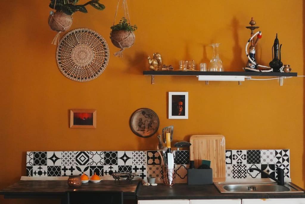 Sahara Studio With Shared Bathroom In City Centre Bratislava Ngoại thất bức ảnh