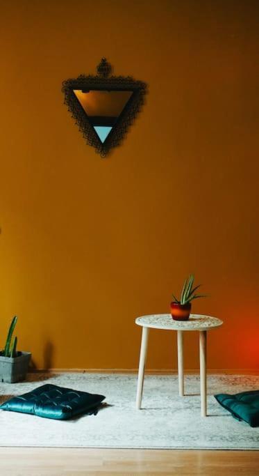 Sahara Studio With Shared Bathroom In City Centre Bratislava Ngoại thất bức ảnh