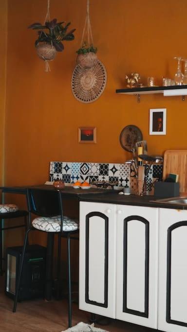 Sahara Studio With Shared Bathroom In City Centre Bratislava Ngoại thất bức ảnh