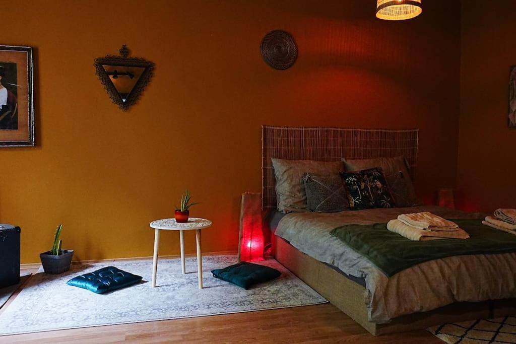 Sahara Studio With Shared Bathroom In City Centre Bratislava Ngoại thất bức ảnh